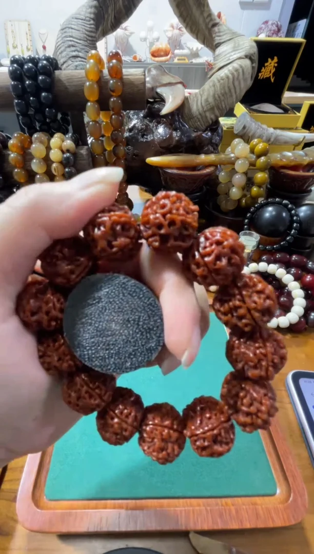 大果紫檀（缅甸花梨）13-/