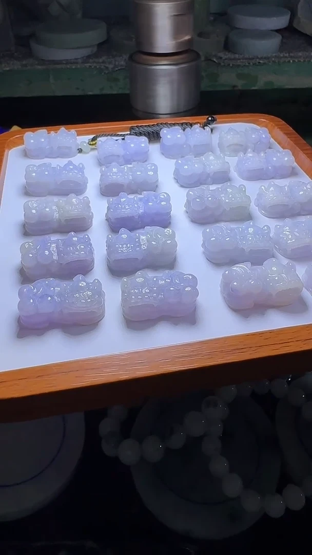 颈饰未镶嵌翡翠貔貅多样性发一件