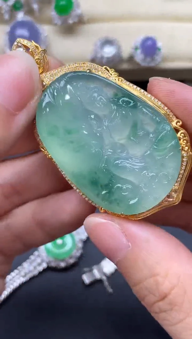 翡翠18K金镶嵌颈饰772-中国好珍宝