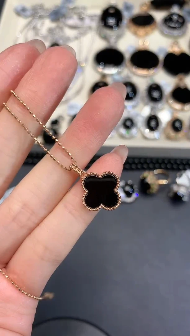 吊坠(不含链)18K金镶嵌翡翠107四叶草（多样性发货一件不含链和扣