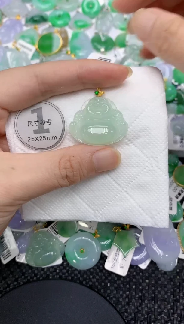 翡翠18K金镶嵌颈饰11111111