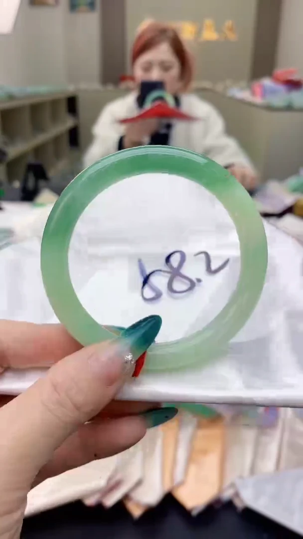 【闪购商品】翡翠手镯未镶嵌0380659265