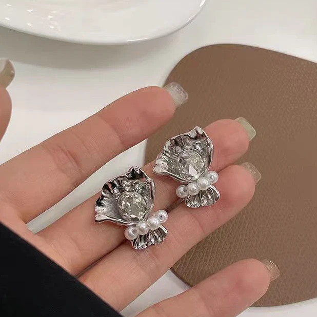 合金亚克力耳饰 Lu 2123气质百搭中古简约超仙花珍珠复古仙气耳钉