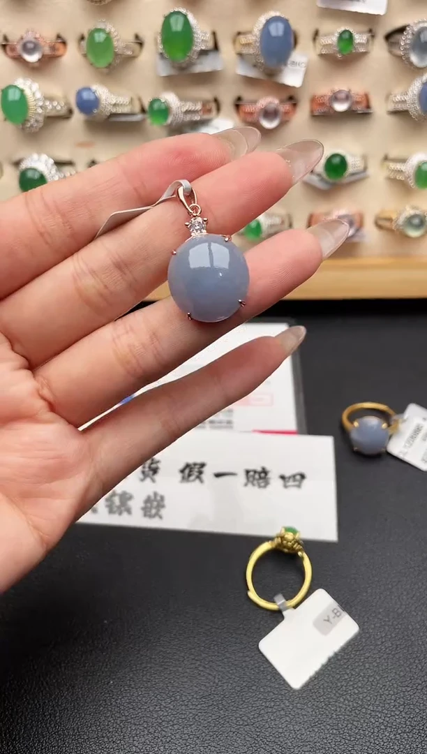 未镶嵌戒指翡翠一物一证一礼盒