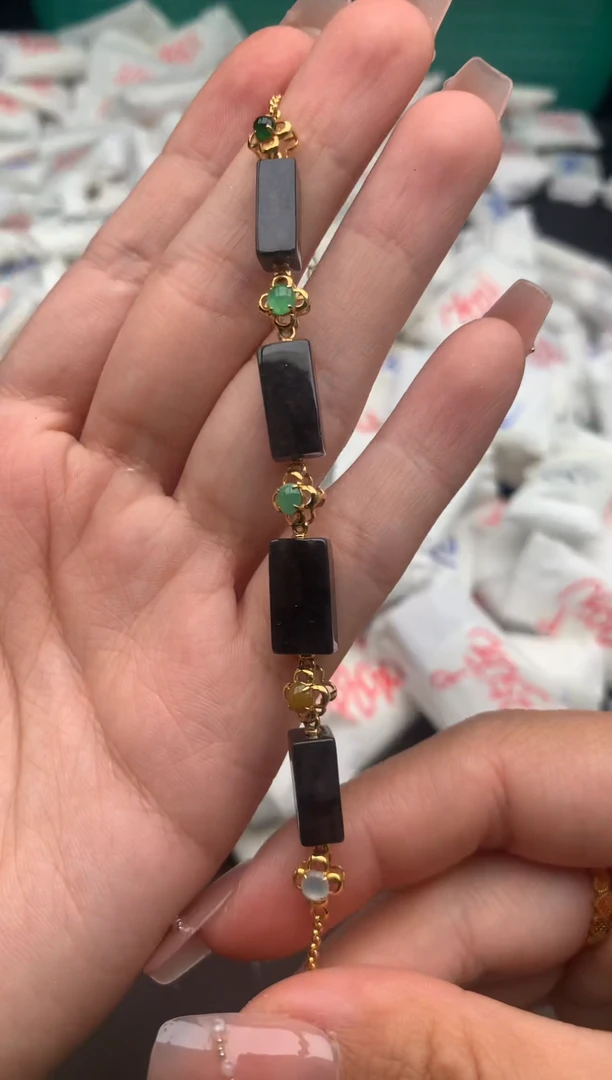 【闪购商品】翡翠手链18K金镶嵌一