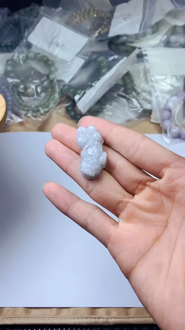 翡翠未镶嵌颈饰多样性发货