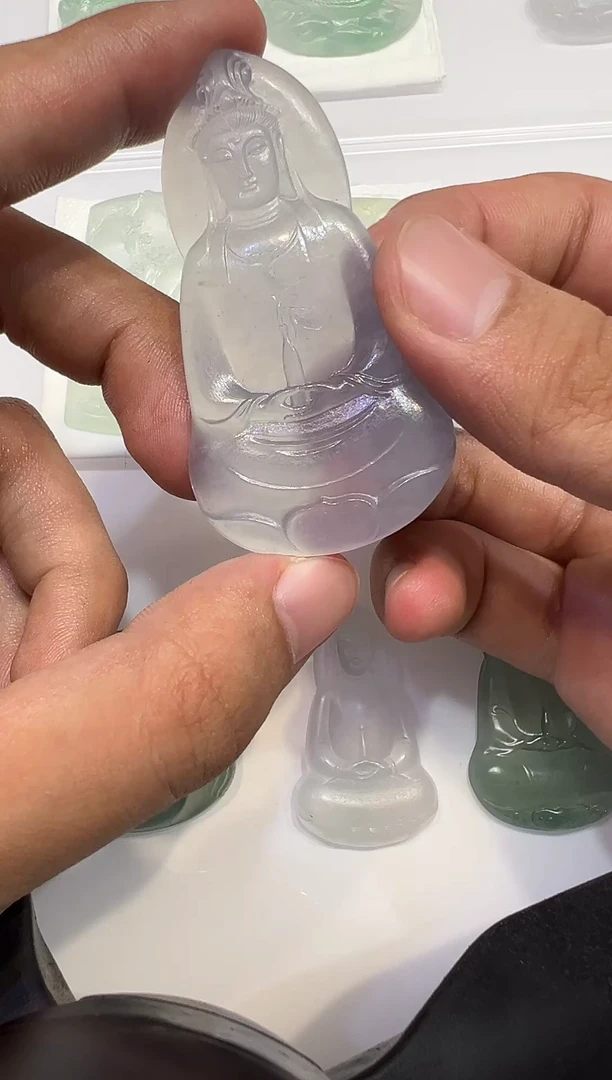 未镶嵌定制翡翠观音