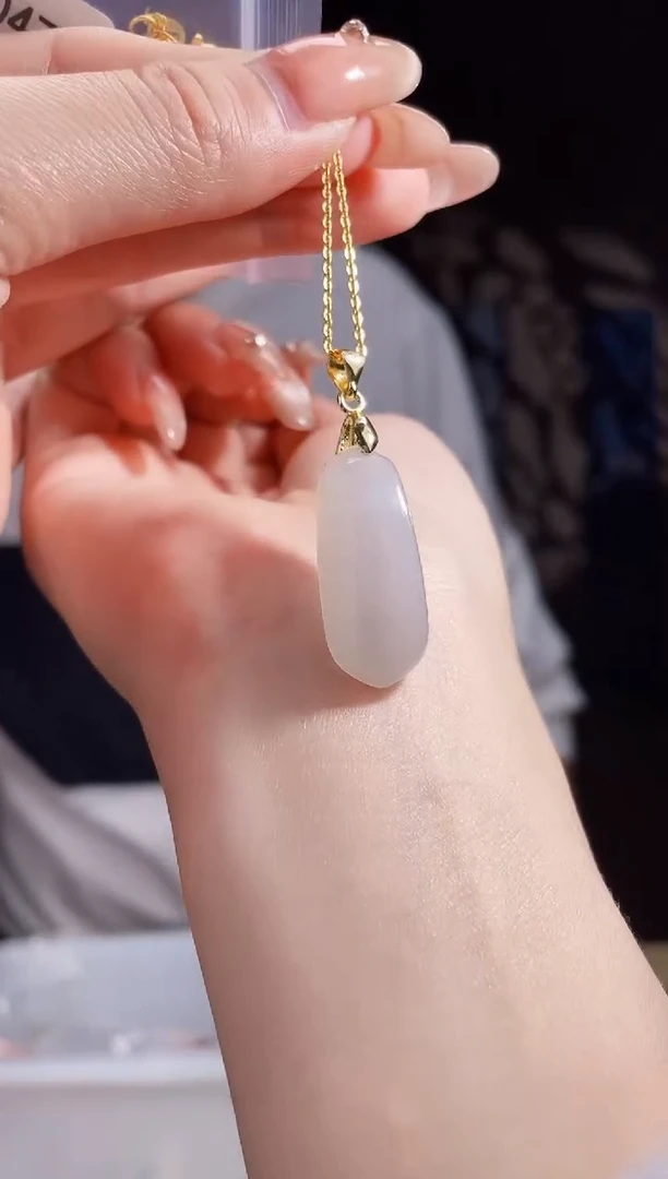 【闪购商品】和田玉颈饰未镶嵌拍一发一