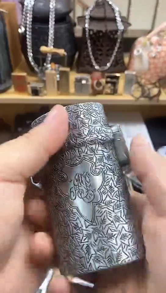 瓷片闪购商品  如图所示