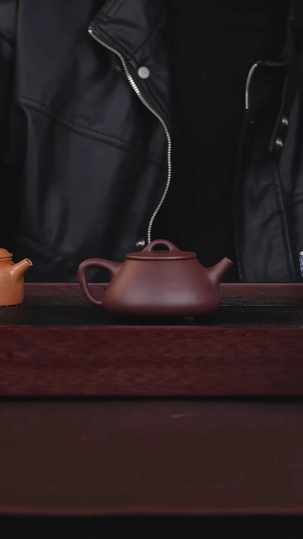 【闪购商品】紫砂茶壶半手工·平盖石瓢·230cc