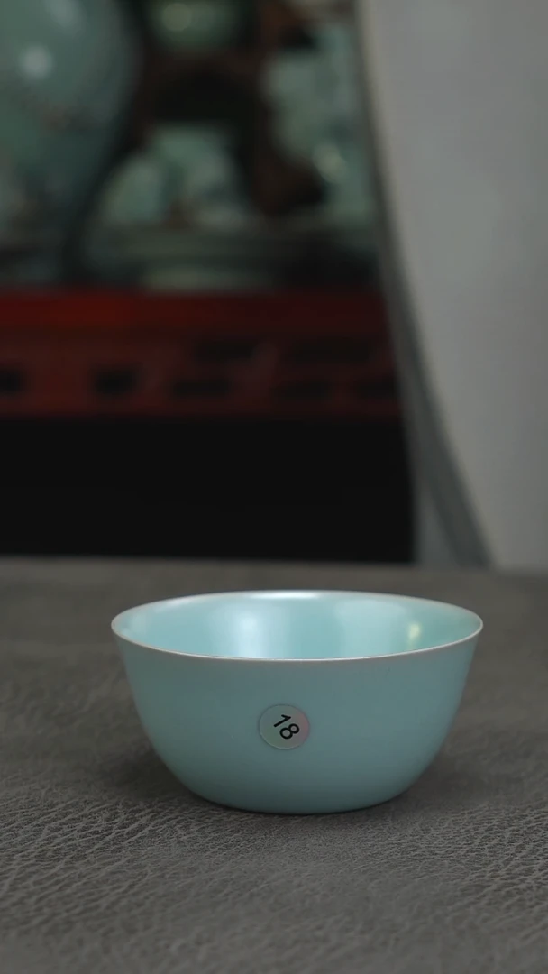 天蓝釉 18号鸡缸杯 无纹微瑕-二