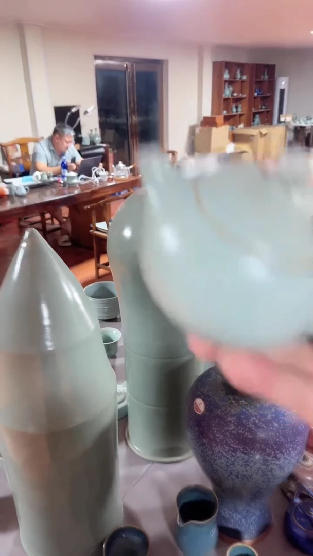 其它汝瓷   西施壶  微瑕