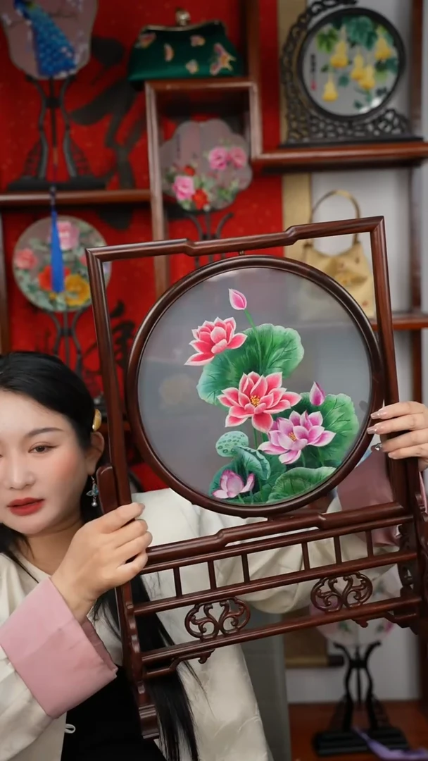 刺绣双色绣花摆台