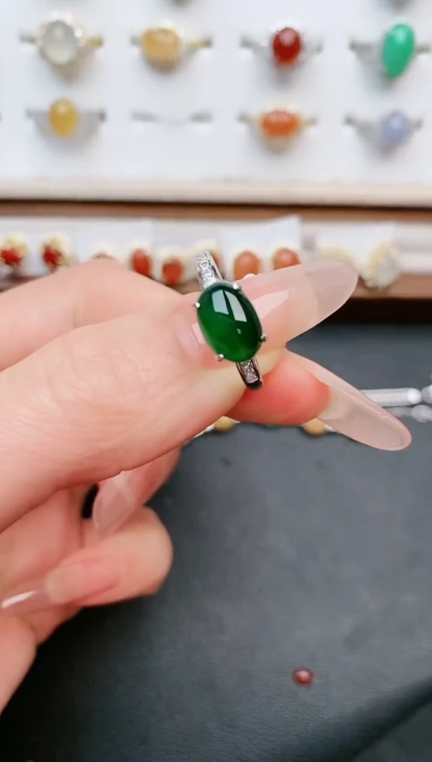 【闪购商品】翡翠戒指银S925镶嵌....