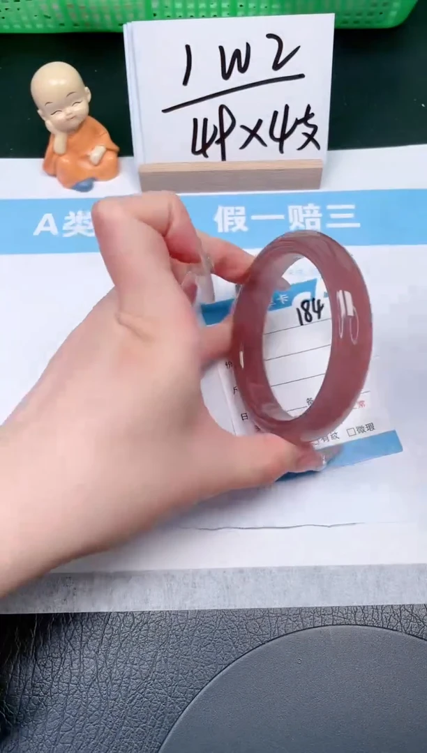 【闪购商品】石英质玉手镯未镶嵌184-62