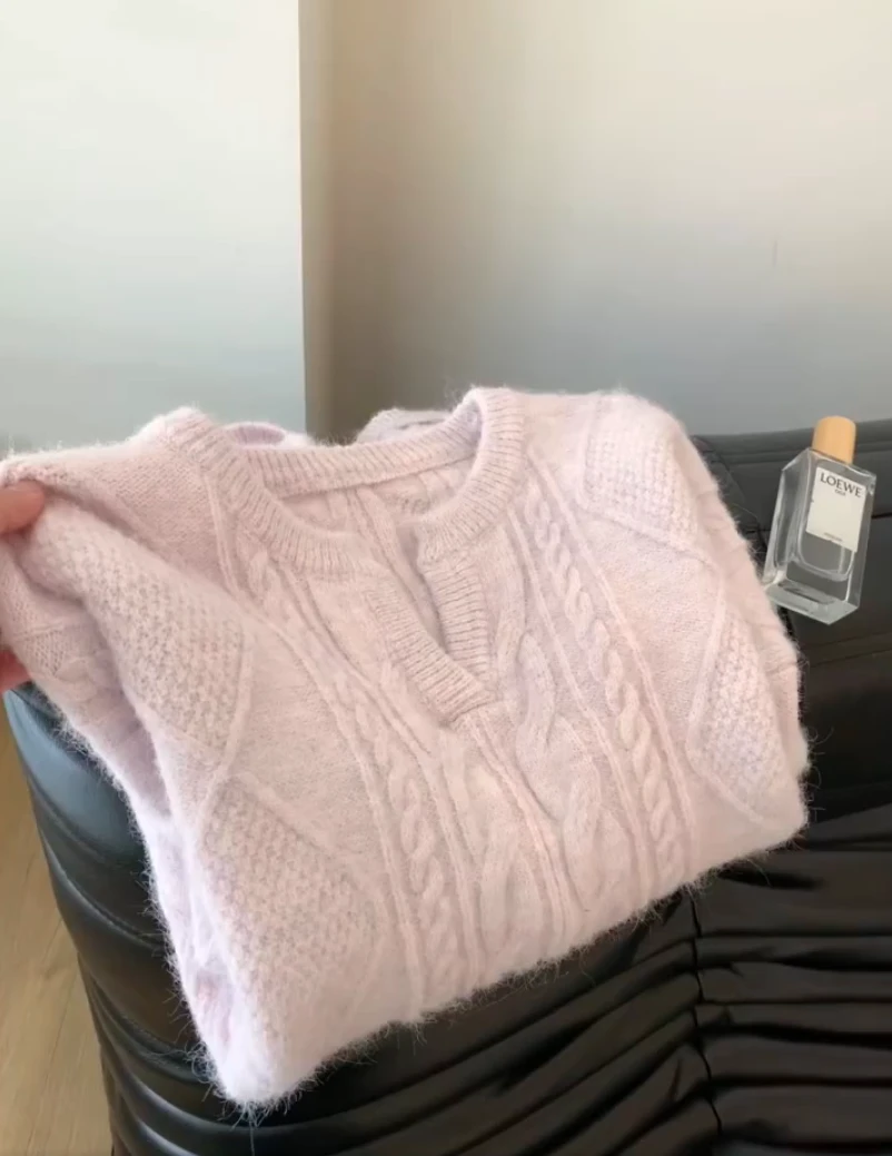 时尚宽松慵懒风V领麻花毛衣女秋冬新款温柔风加厚软糯针织上衣