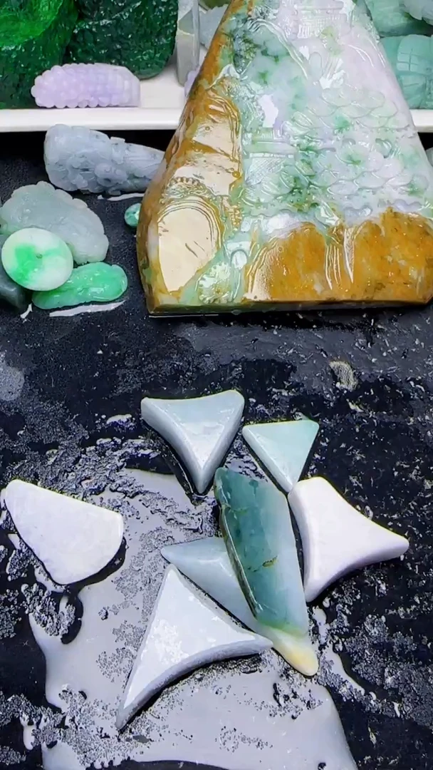 未镶嵌挂件翡翠072