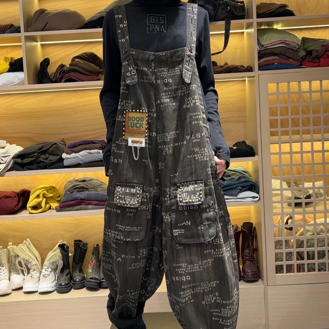 0898春季时尚个性减龄水洗印花连体牛仔背带裤