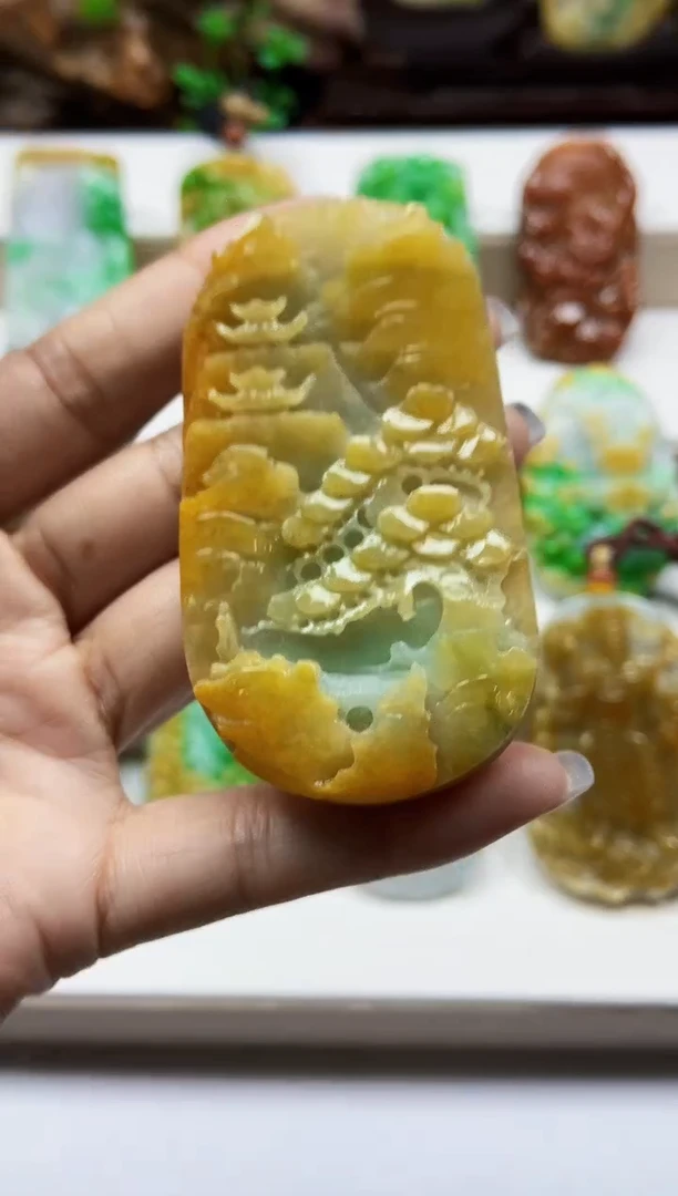 颈饰未镶嵌翡翠翡翠A货