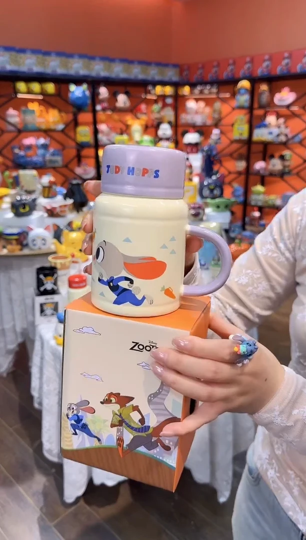 瓷片@@疯狂动物城兔子警官陶瓷带盖圆柱杯