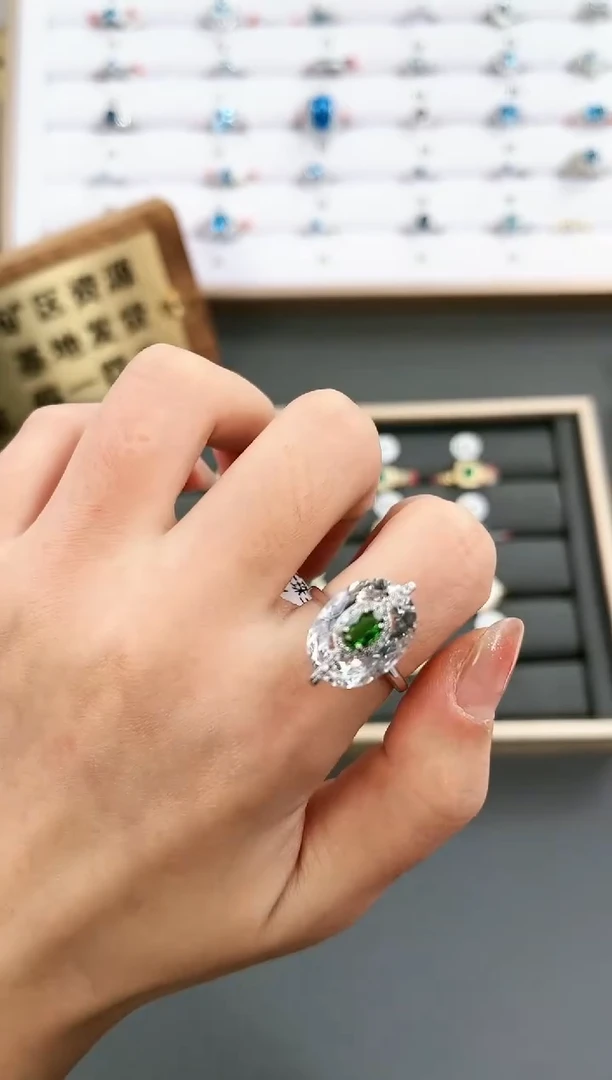 【闪购商品】透辉石戒指银S925镶嵌T-030