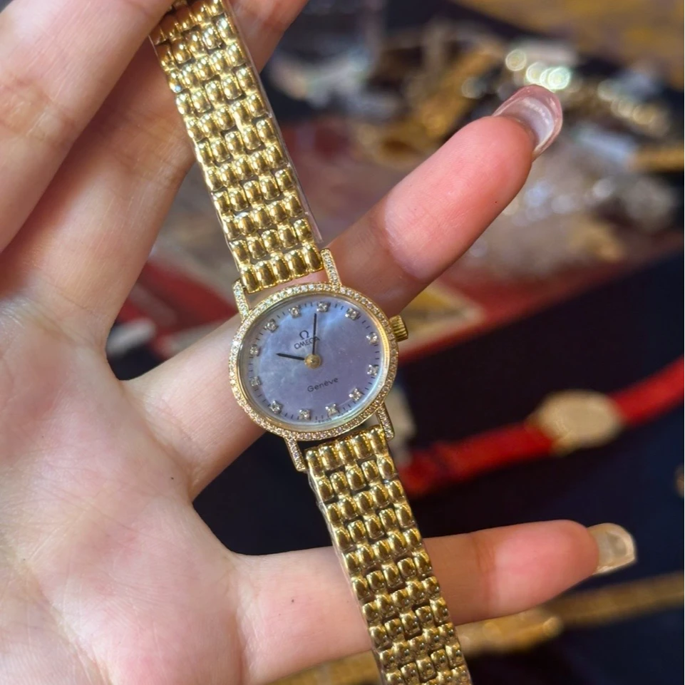 95新 Omega/欧米茄  手动机械后钻23*21mm/公价32999/wh9764