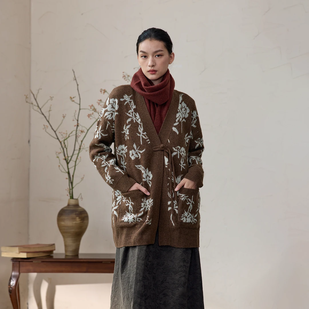 Q.TU限量版牦牛绒羊毛提花毛衣厚外套女秋冬新款文艺复古高级保暖