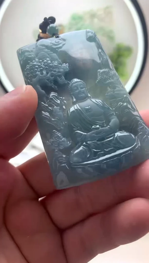 颈饰未镶嵌翡翠大日