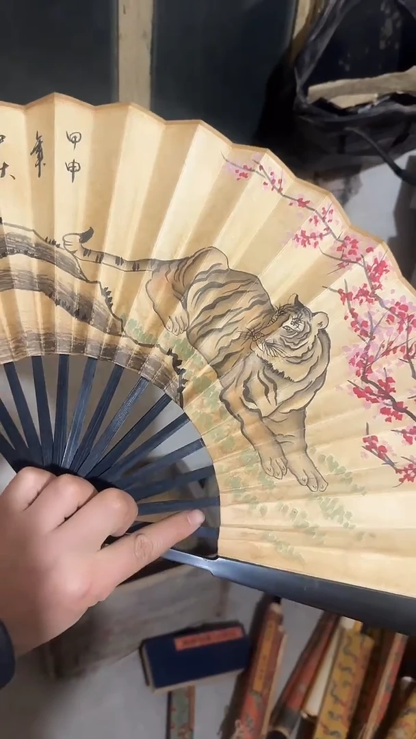 老家的一个没坏的年画