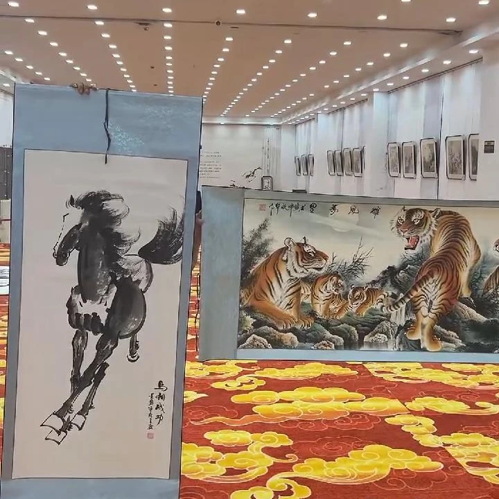 国画装饰挂画卷轴高档锦绫已装裱（竖4尺2）