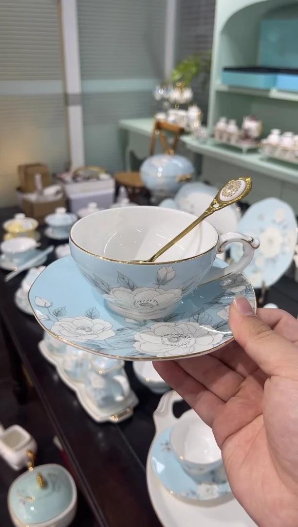 36%以上骨粉骨瓷杯碟