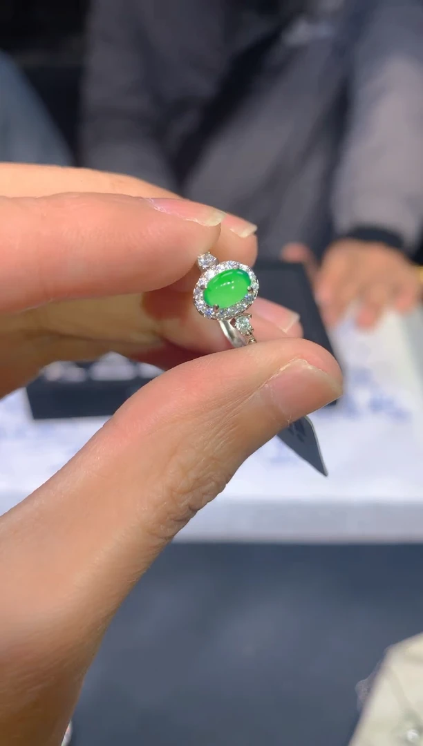 【闪购商品】定制翡翠未镶嵌1定制翡翠.多样性发货-发其一