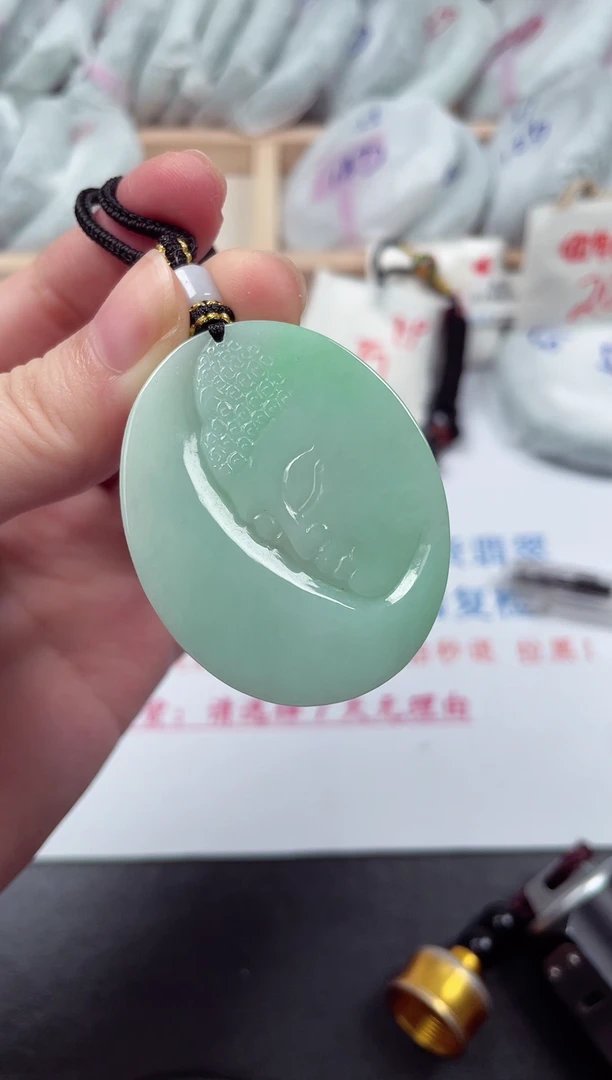 颈饰未镶嵌翡翠天然A货