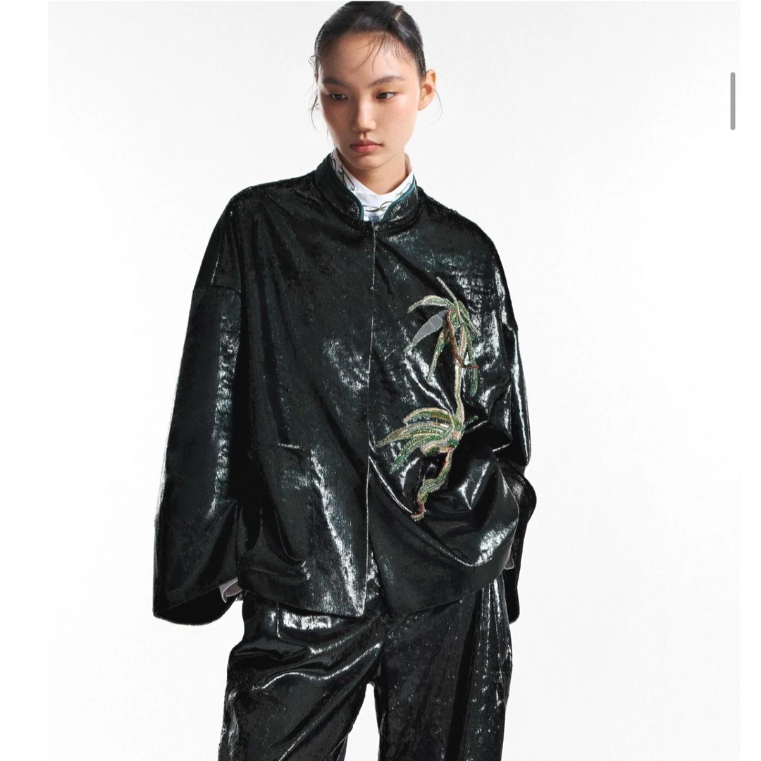 【刘彤推荐】玉琼  亮丝对襟绣片外套J24A4057