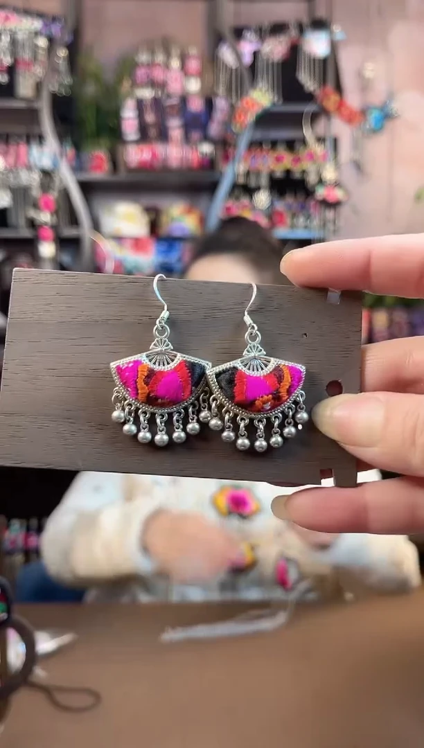 织绣民族风手工非遗老绣饰品105