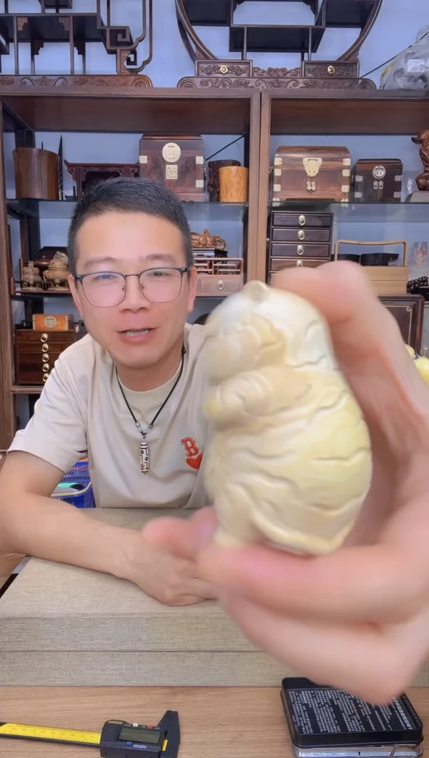 乌木类书架284小叶黄杨小老虎摆件
