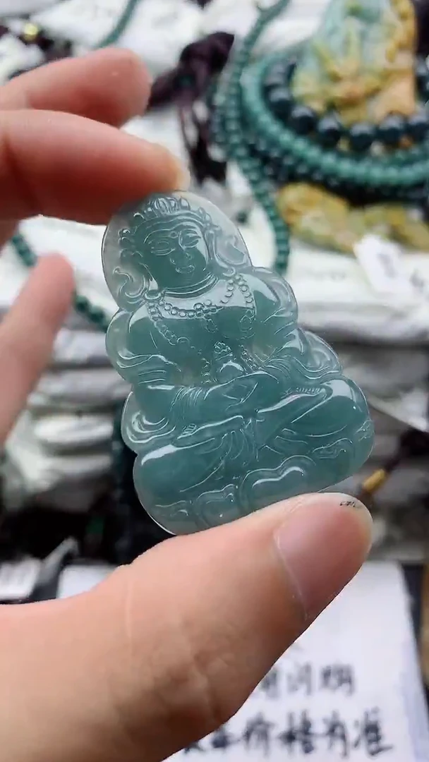 翡翠未镶嵌颈饰8888888888