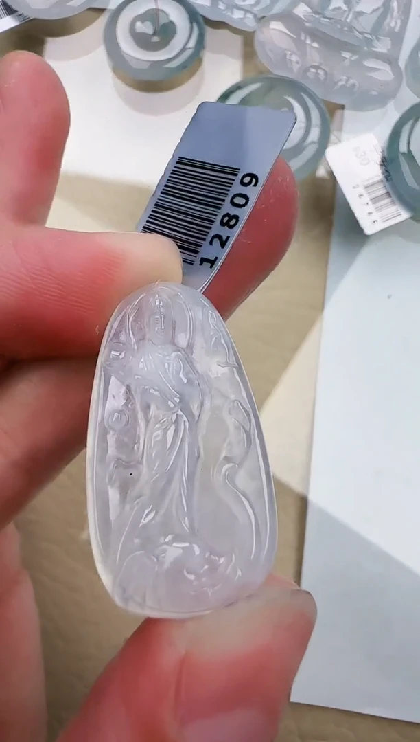 翡翠未镶嵌颈饰缅甸天然翡翠a货