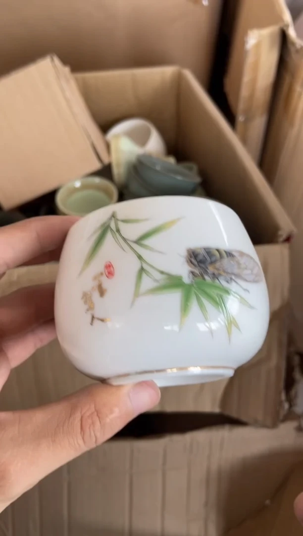 杯无运费险有瑕疵的有点脏介意勿拍