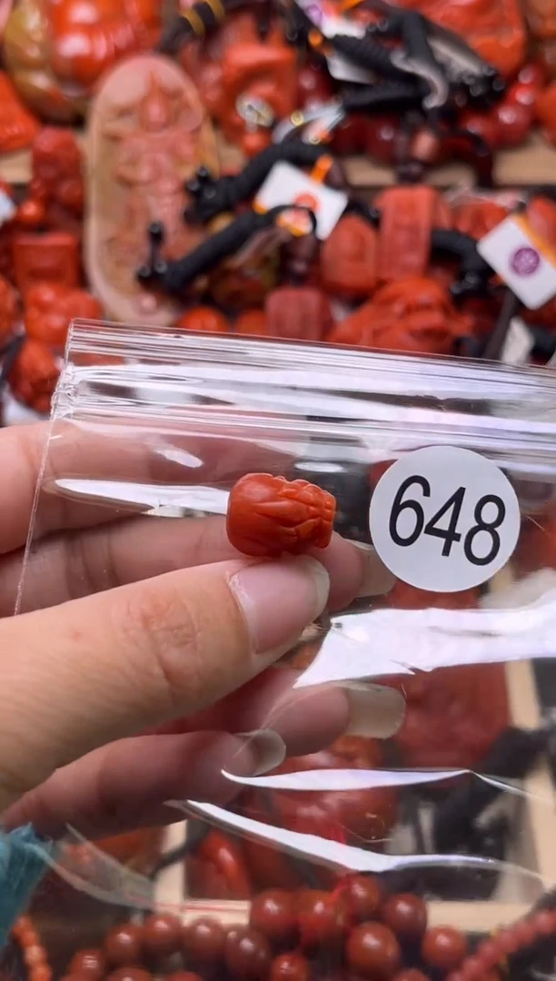 【闪购商品】南红玛瑙珠宝奇石未镶嵌648