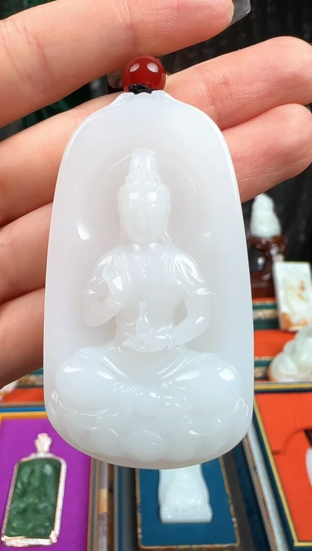未镶嵌和田玉挂件观音