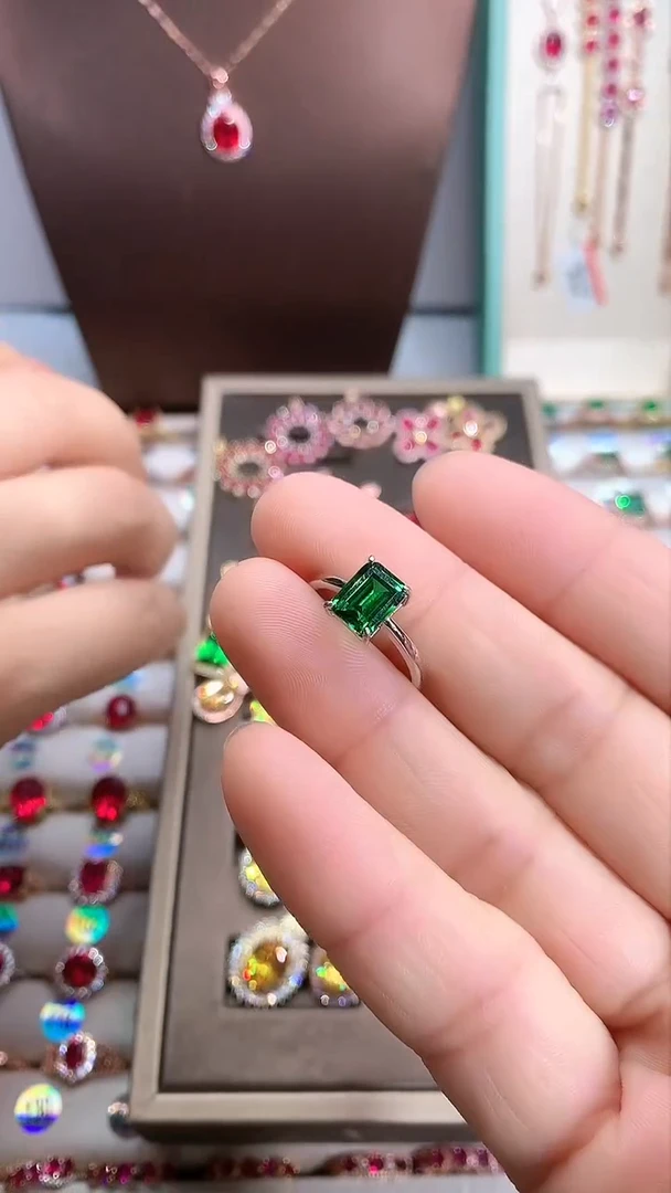 【闪购商品】透辉石戒指银S925镶嵌银色6.8