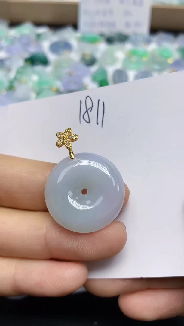 翡翠未镶嵌颈饰天然缅甸翡翠A货