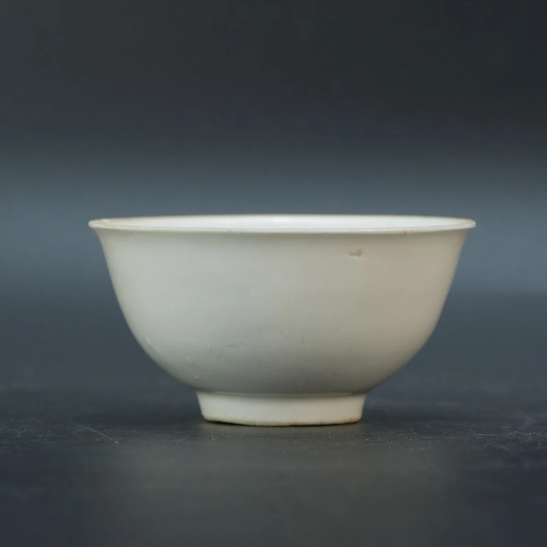 lot11377 2481 明早期 甜白釉撇口茶园 D.8H.4