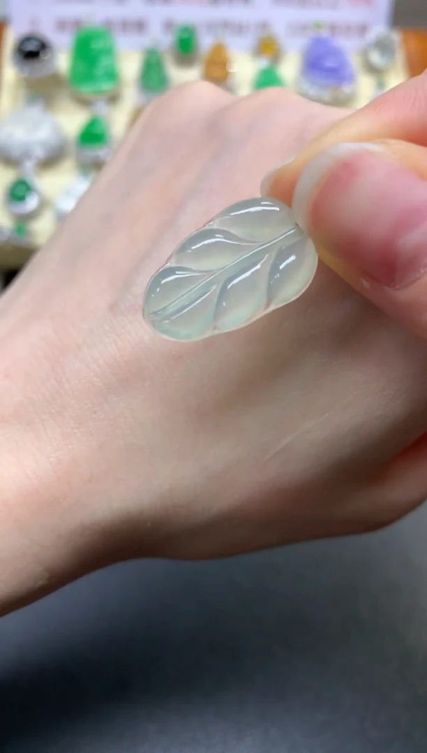 翡翠18K金镶嵌吊坠(不含链)吊坠|150+30