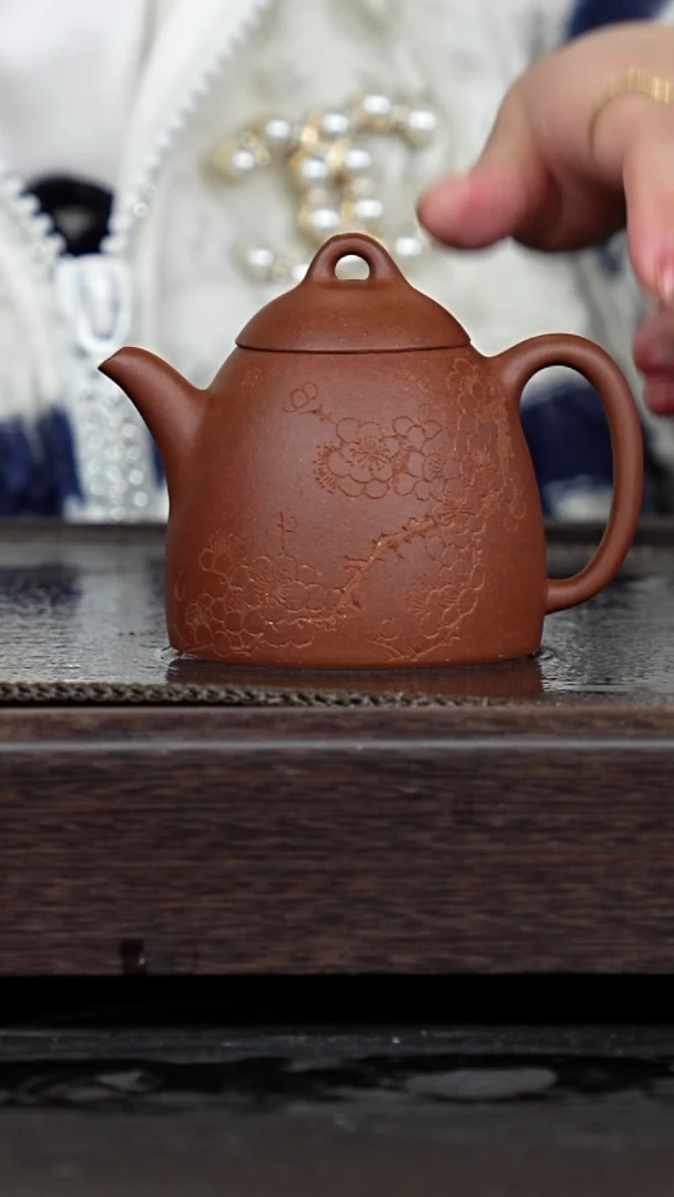 【闪购商品】紫砂茶壶红皮龙刻绘子冶秦权