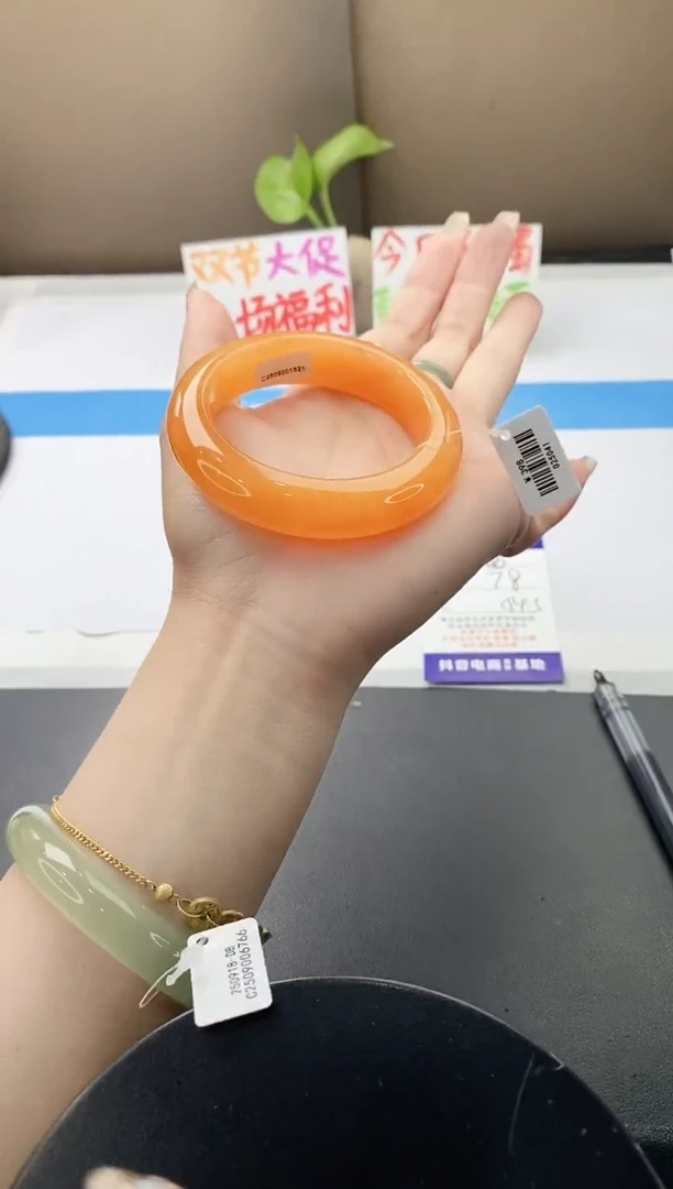 未镶嵌手镯石英质玉j166-HB多样性发货54+