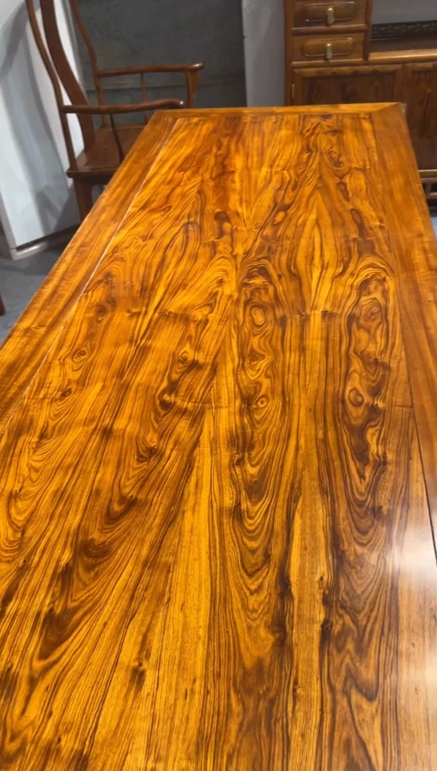 梨木画案家具链接有一张