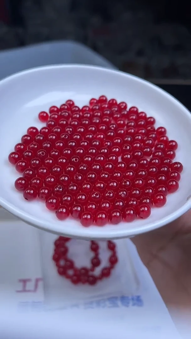 未镶嵌玛瑙手饰B556 鸽血红6mm30颗17.8元