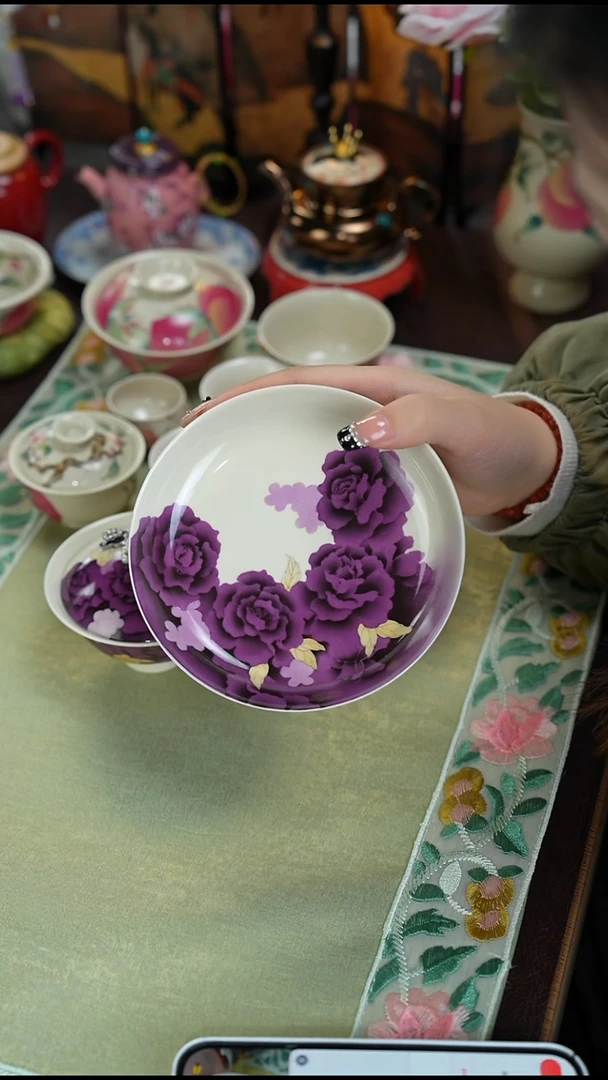 雅圣景德镇手工手绘蓝色妖姬壶承